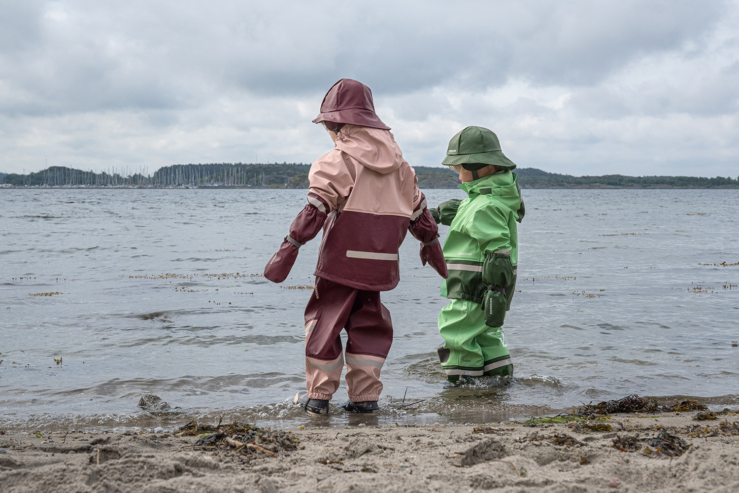 didriksons_aw2024_kids_rainsets.jpg